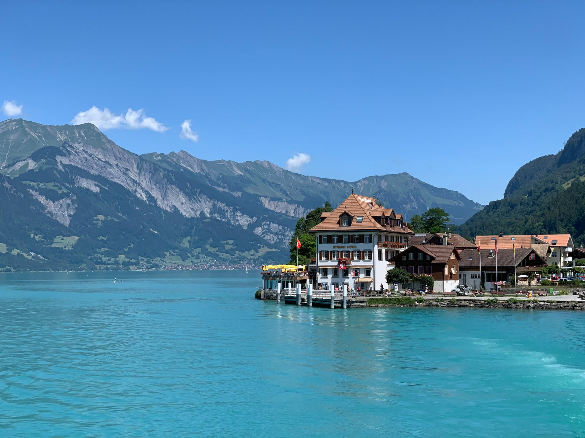 Beitragsbild für: Interlaken: Switzerland’s Gateway to Alpine Adventure