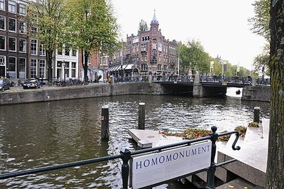 Homomonument