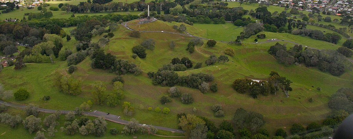 Maungakiekie / One Tree Hill