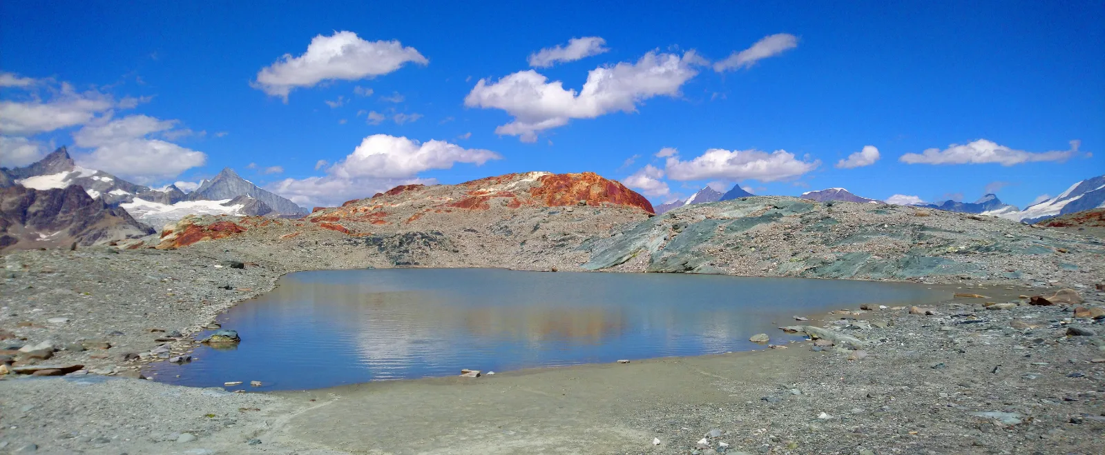 Glacial lake on the Matterhorn Glacier Trail