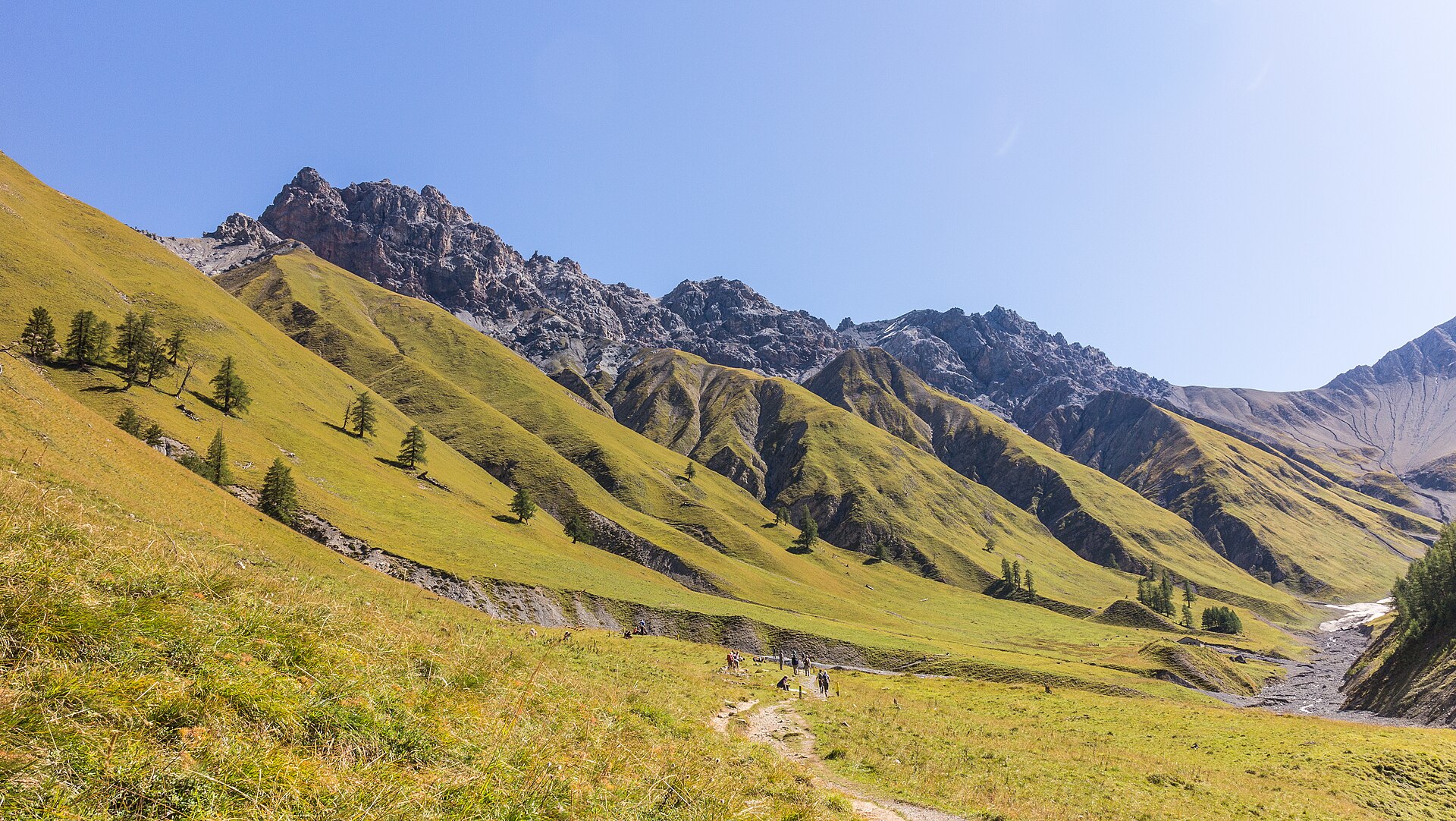 Val Trupchun near the Alp Trupchun rest area