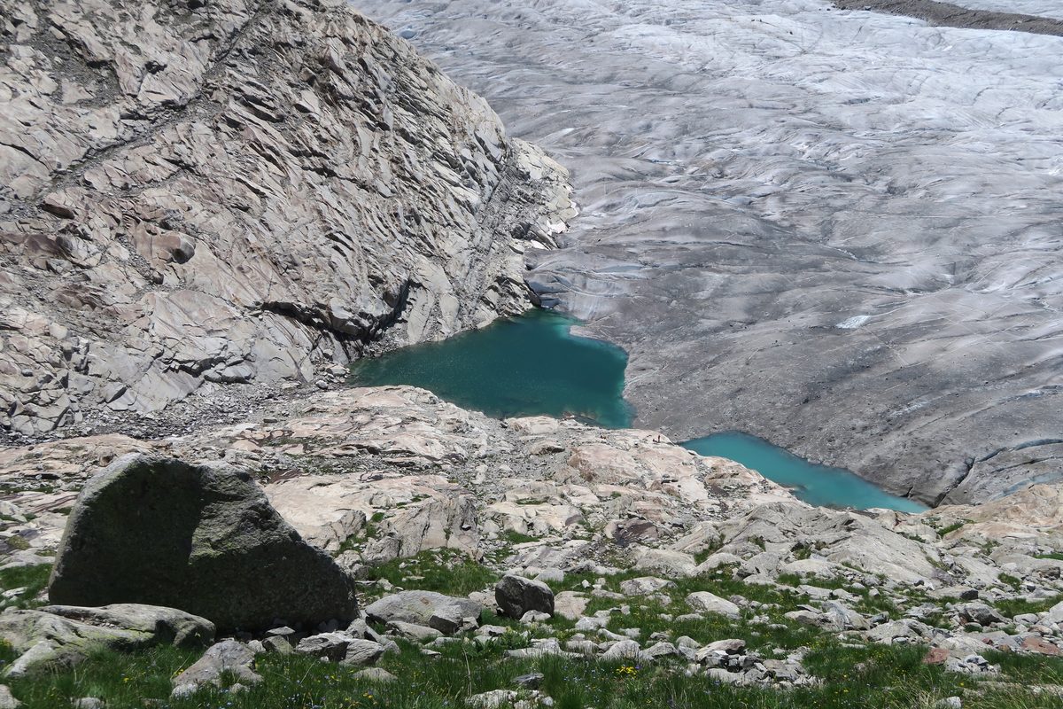 Reste des Märjelensees am Aletschgletscher