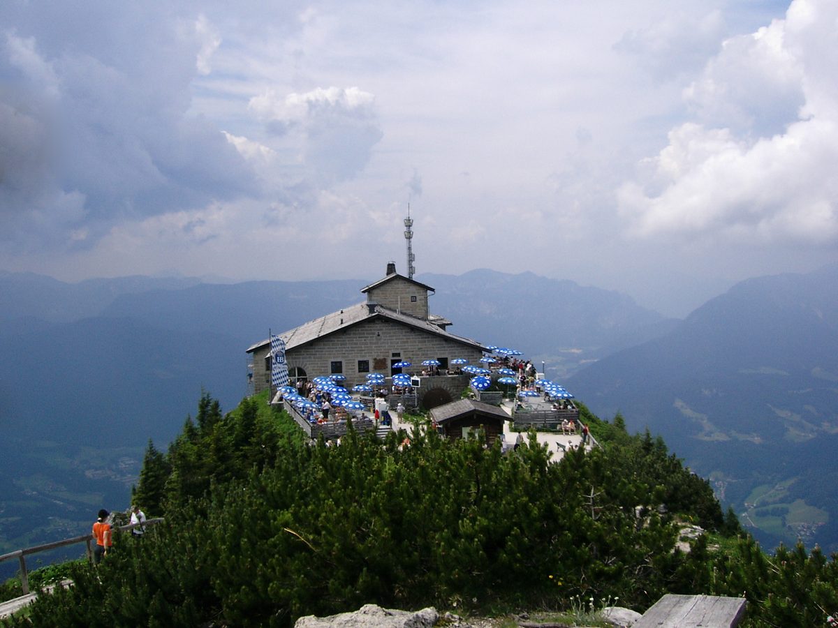 Kehlsteinhaus auf seinem Grat
